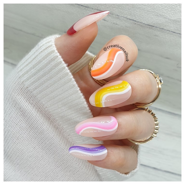 rainbow swirly nails
