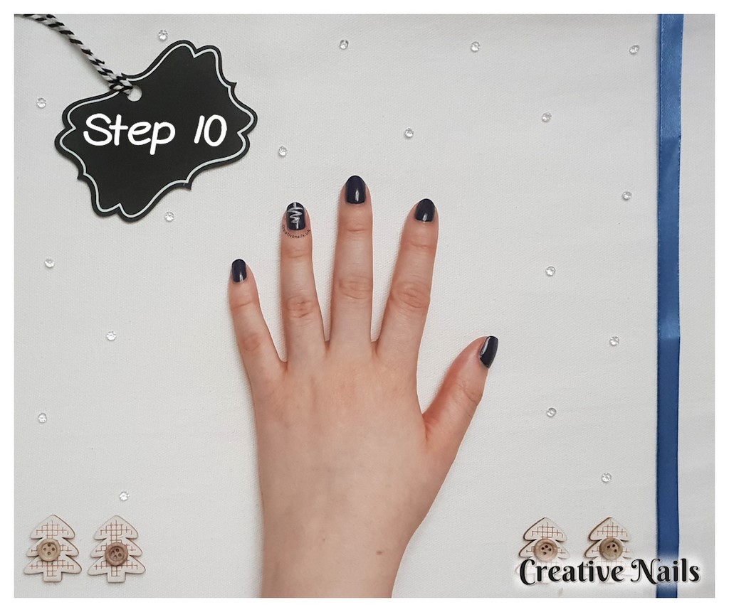 christmas tree nail designs