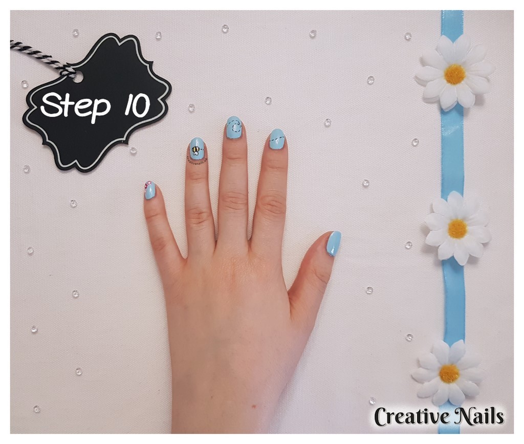 bumble bee nails