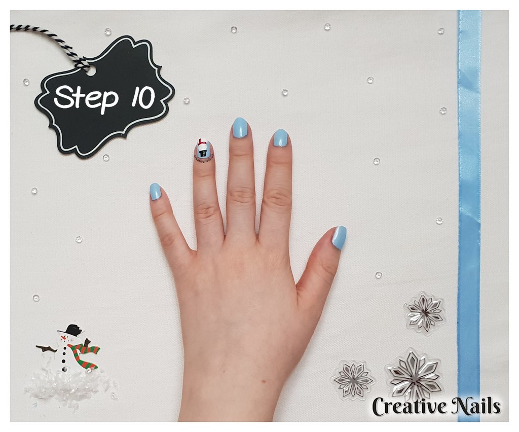 frosty the snowman nail art