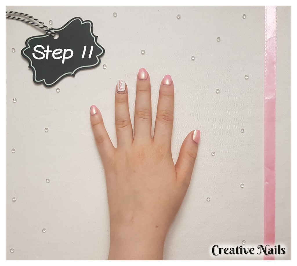 seahorse nail art