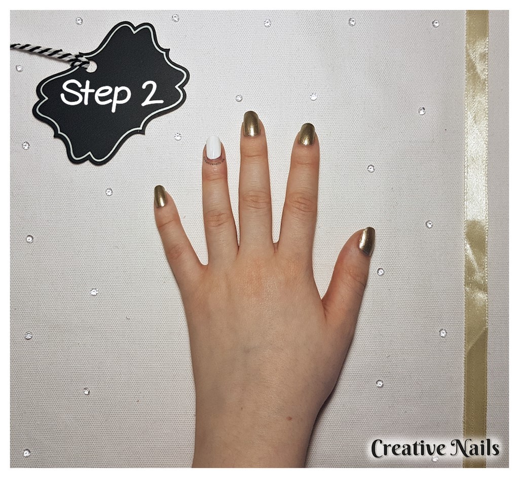 gold nail polish