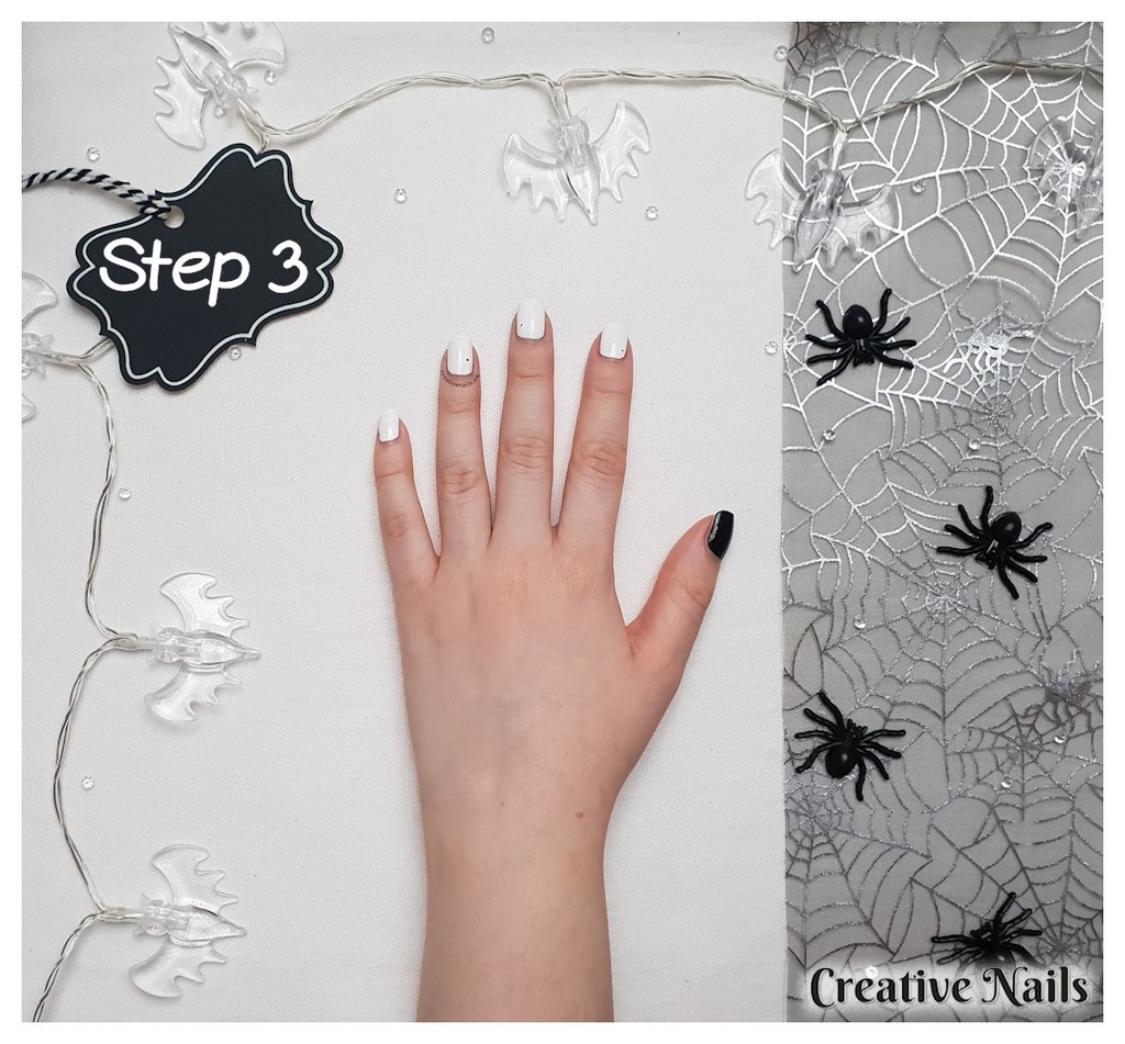 halloween nail art