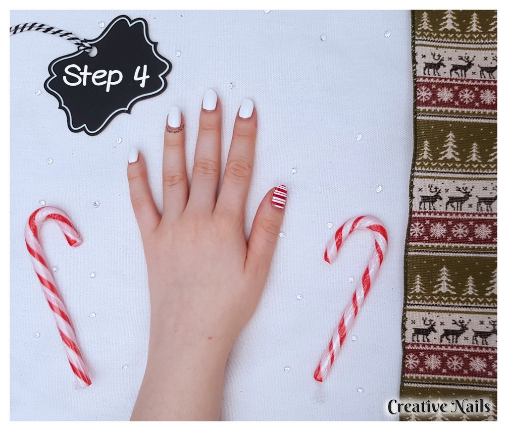 candy cane stripe nails