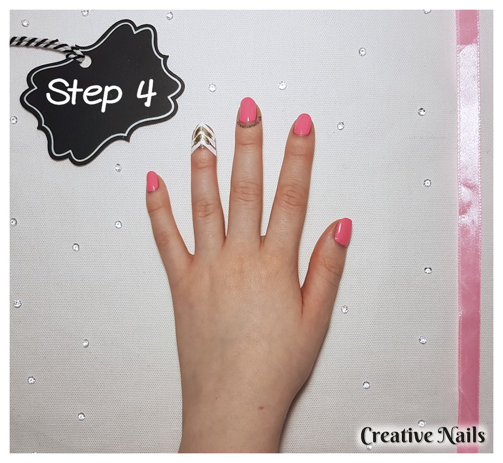 chevron nail art