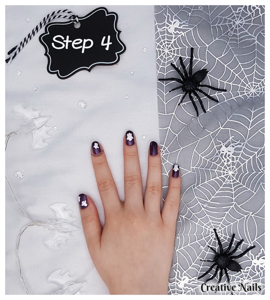 halloween ghost nails
