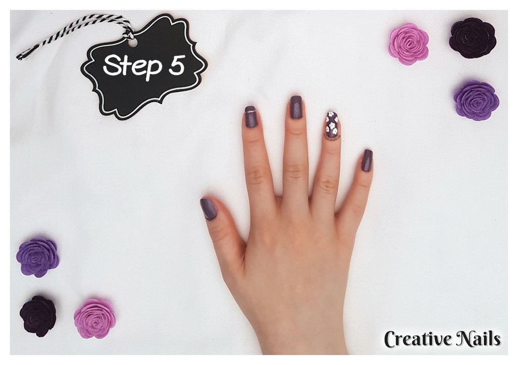 flower nails