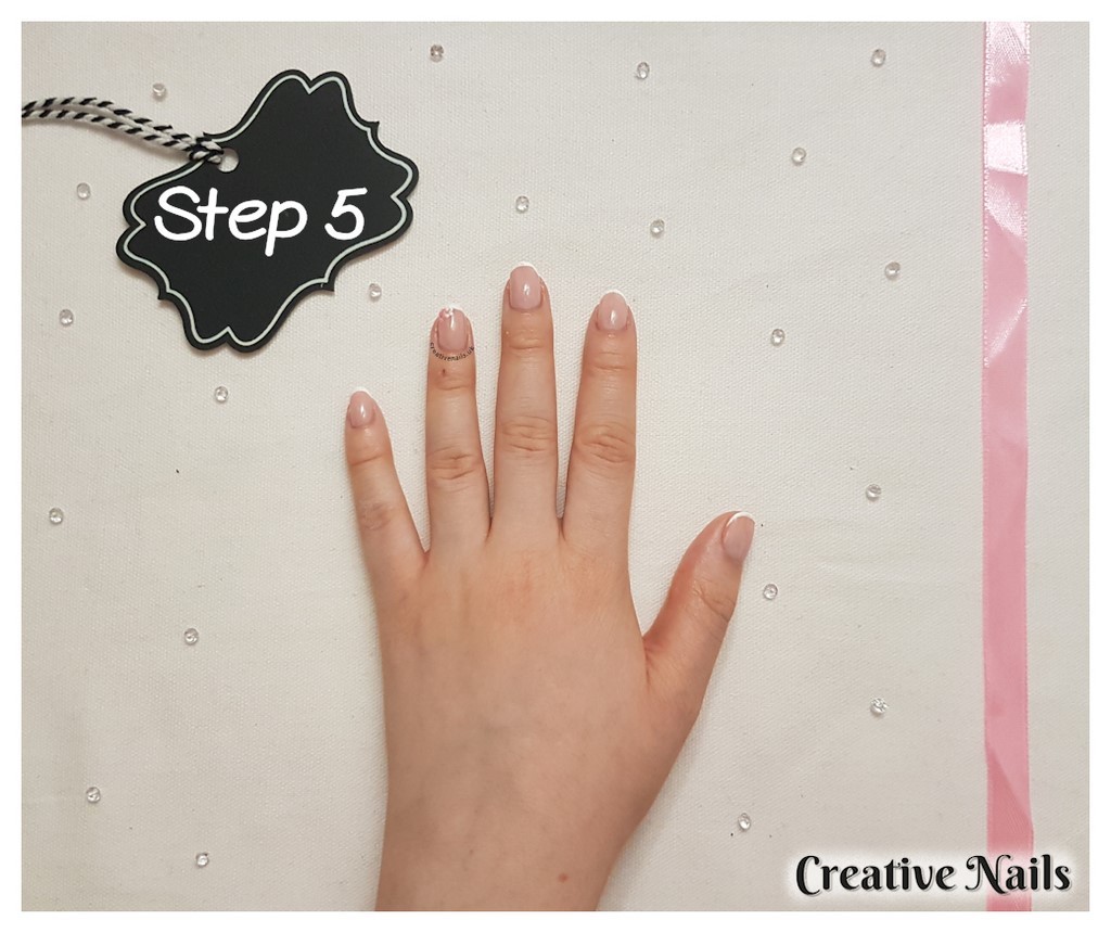 short french tip nails