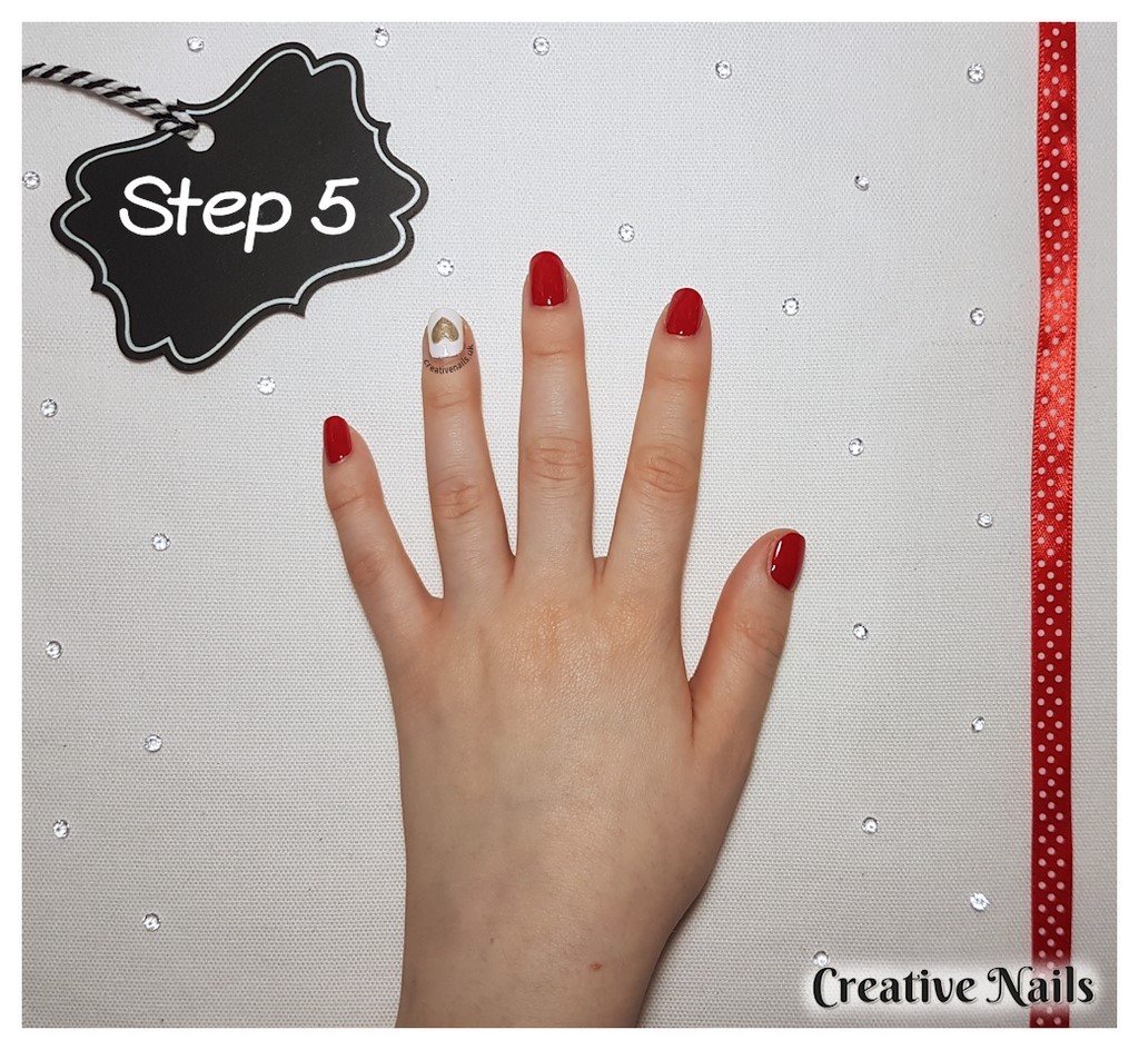 heart nails