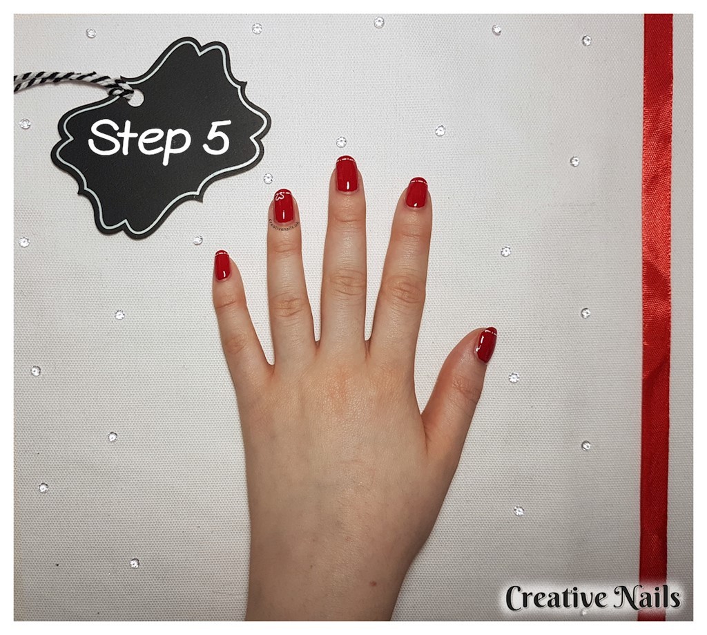 heart nail art