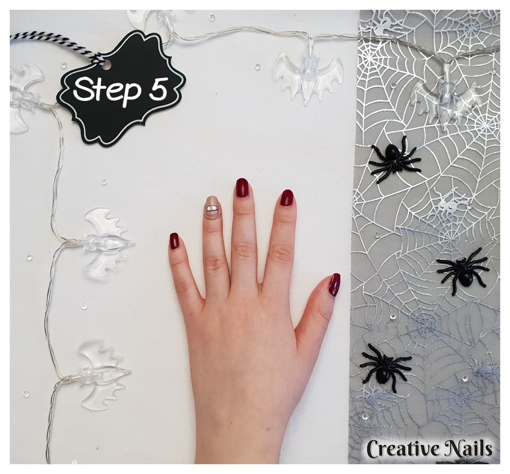 halloween nail art