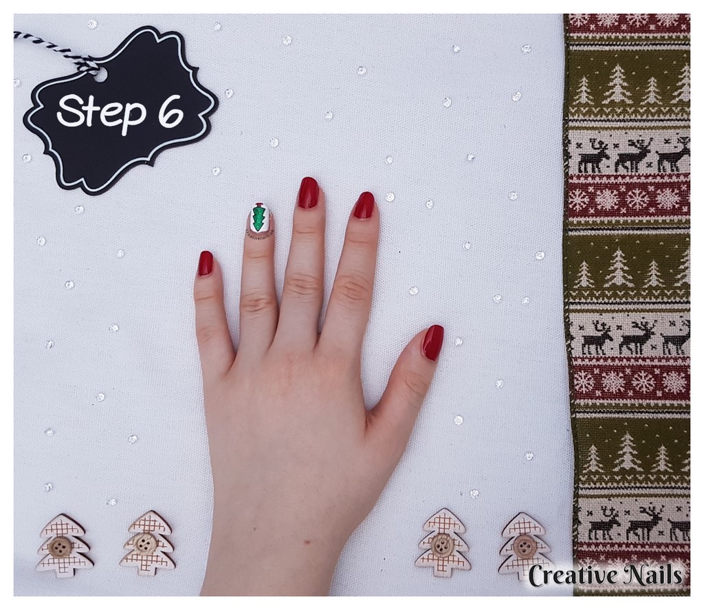 christmas tree nail designs