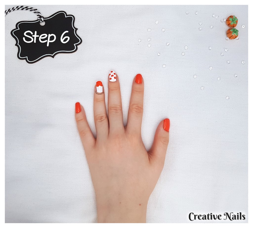 halloween pumpkin nails