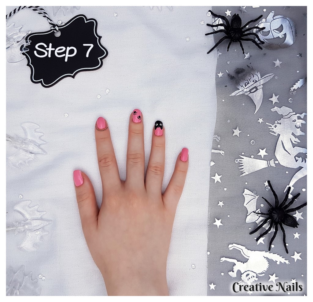 cat paw nails