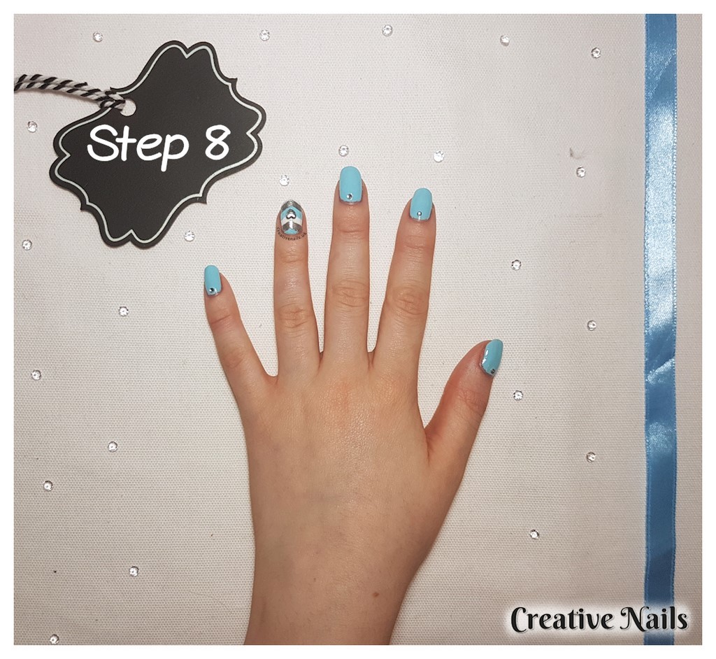 chevron nails