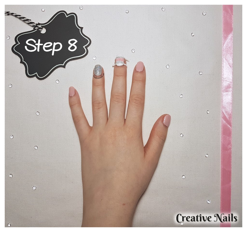 glitter stripe nails