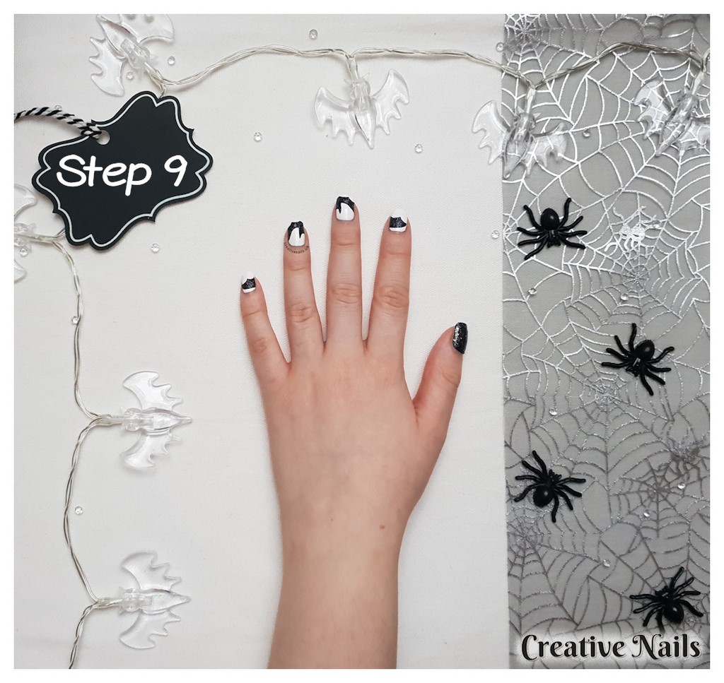 halloween nails bats