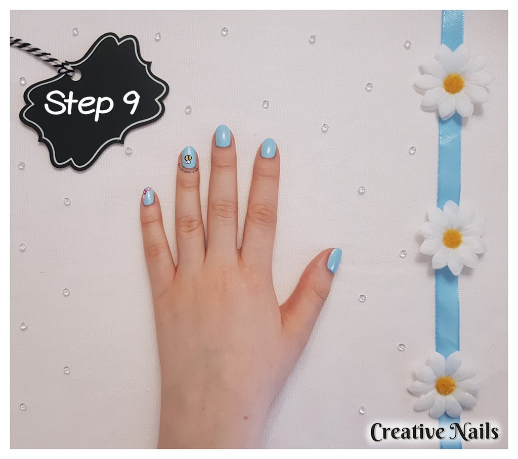 busy bee nail