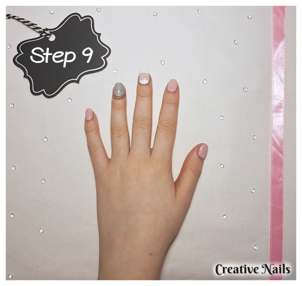striped nails