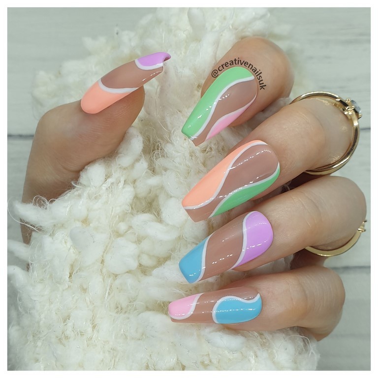 wavy abstract nails