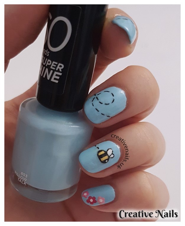 bee nails