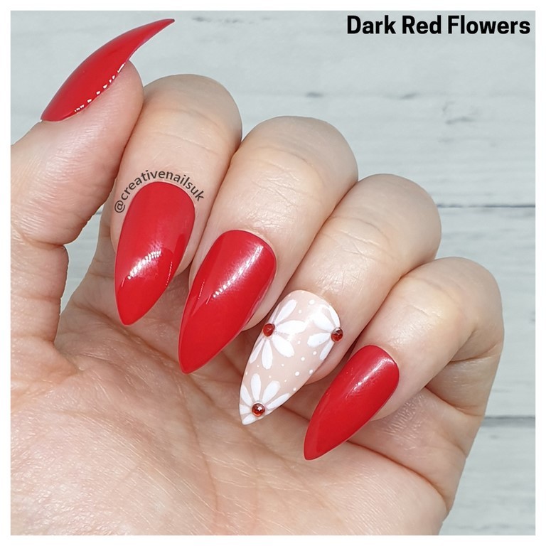 red flower nail art