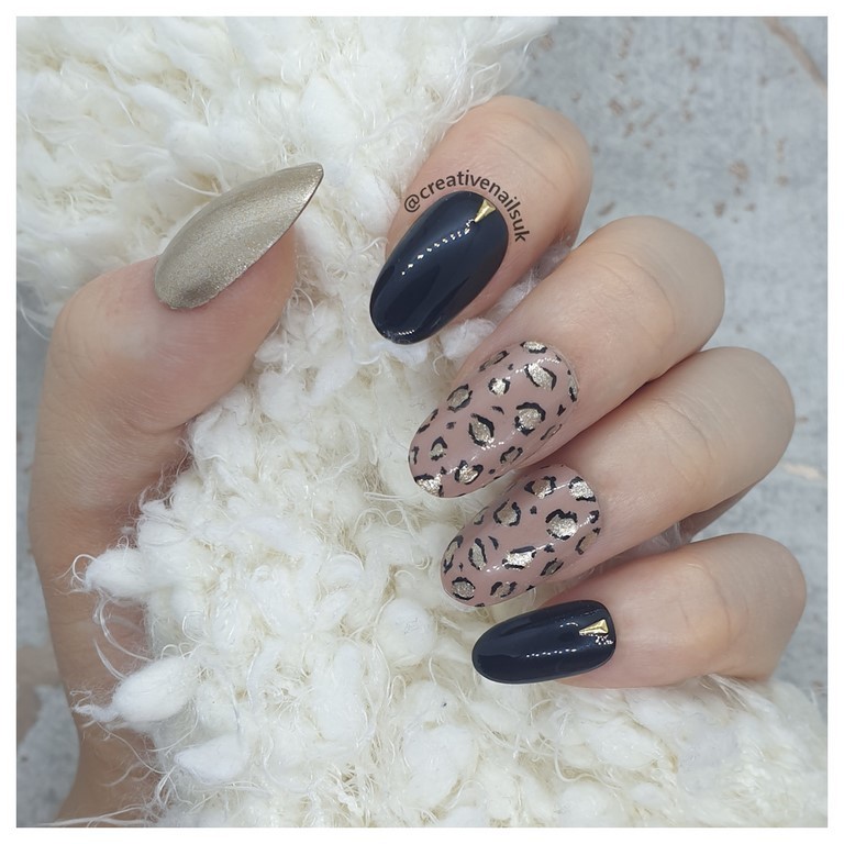 leopard nail art