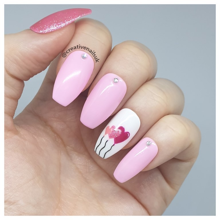 Valentine's day nails