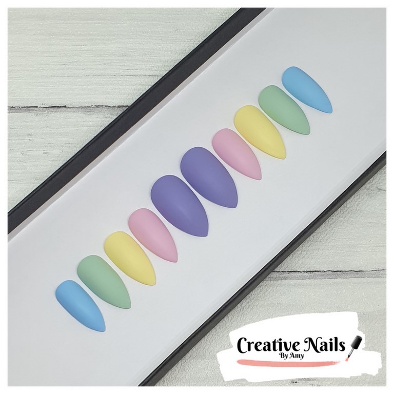 hand painted false nails