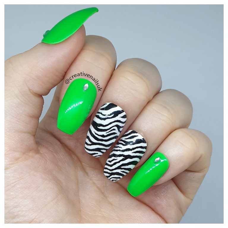 zebra print nail designs