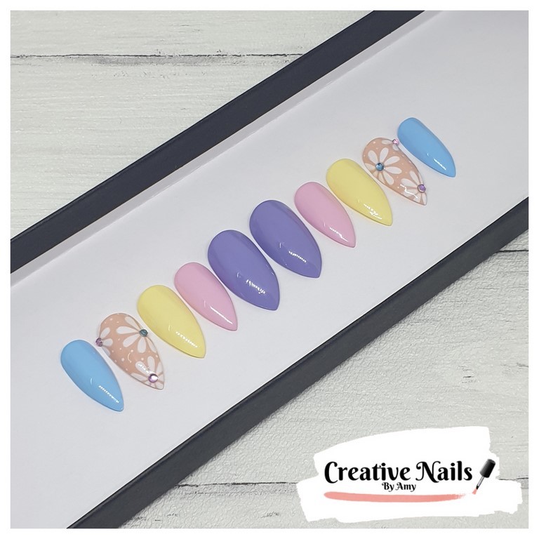 hand painted false nails