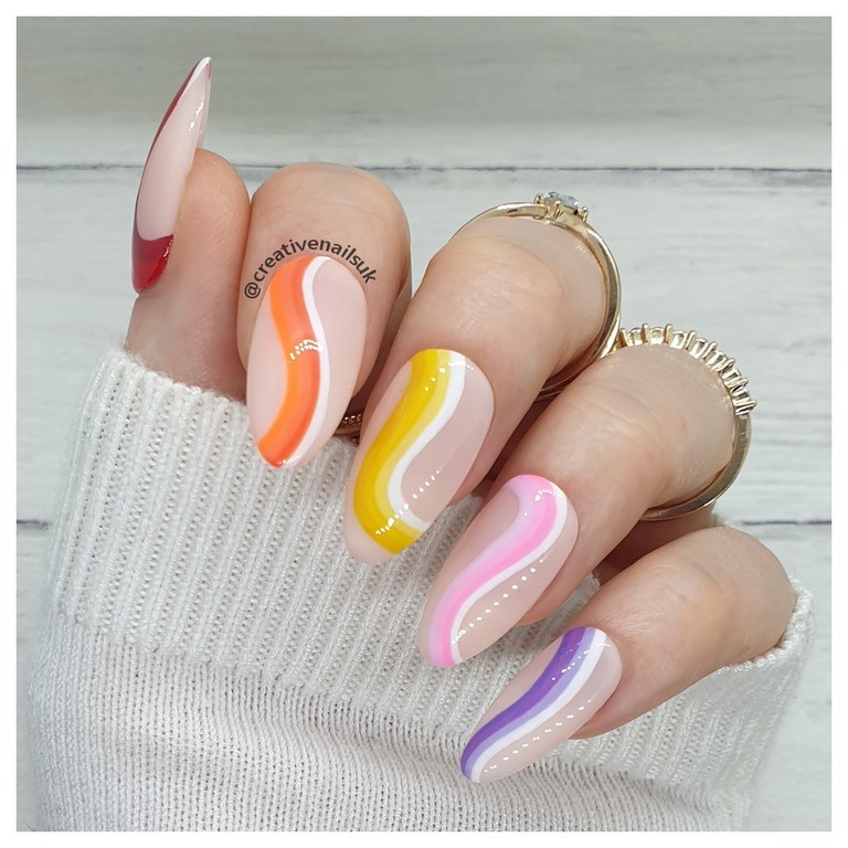 bright false nails