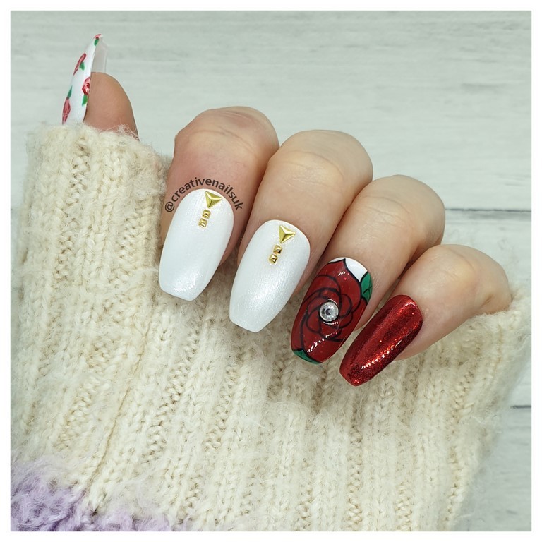 nail art rose